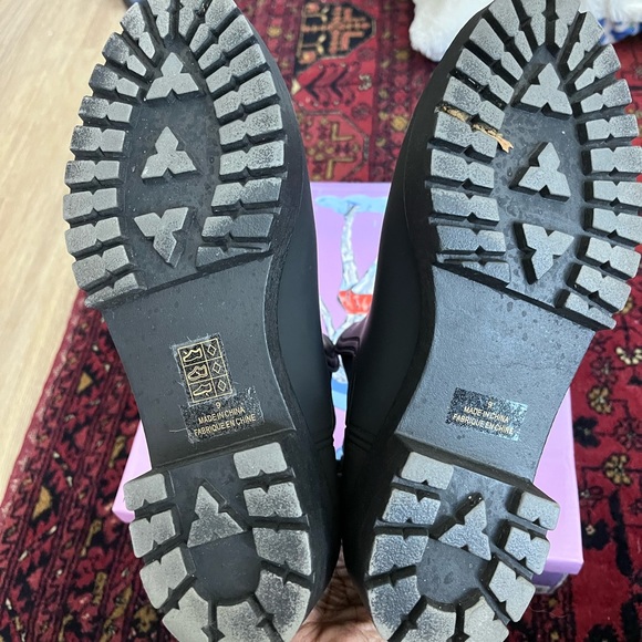 Cloudy Rain Booties - Picture 6 of 6